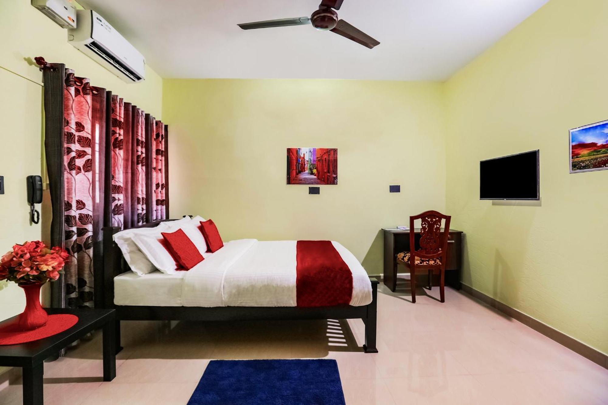 Urban Rose Homestay كانور المظهر الخارجي الصورة